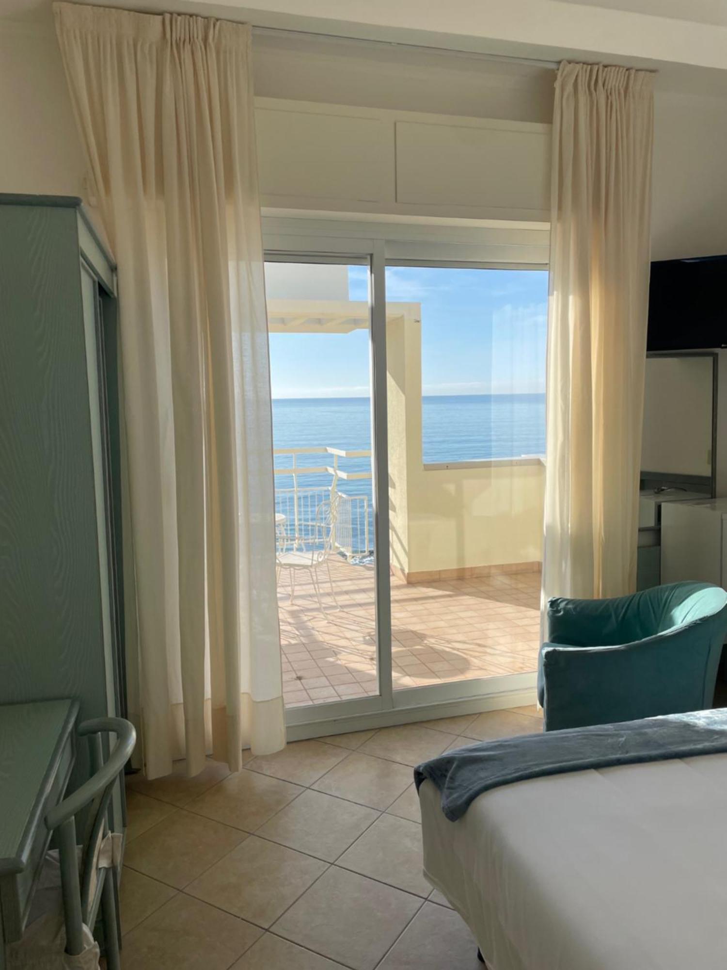 Hotel Miramare Diano Marina Ngoại thất bức ảnh